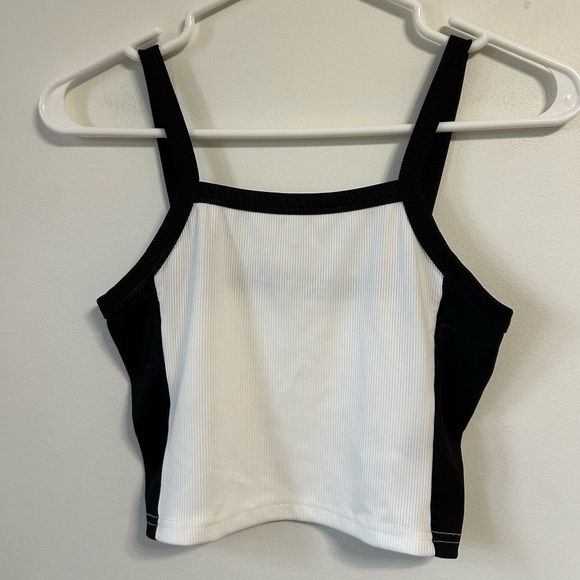 Bundle of 3 Shein Tank Tops - Picture 4 of 9
